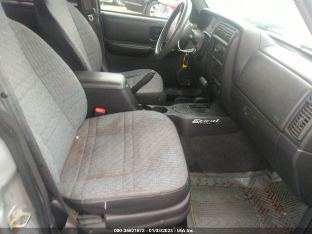 1J4FF48S8YL214258 Jeep Cherokee Sport