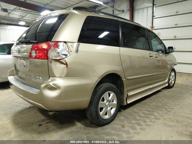 35521693 :رقم المزاد ، 5TDZK22C97S047524 vin ، 2007 Toyota Sienna Xle مزاد بيع