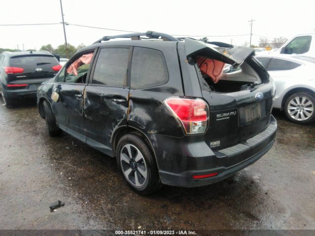 JF2SJAEC8HH477871 Subaru Forester Premium