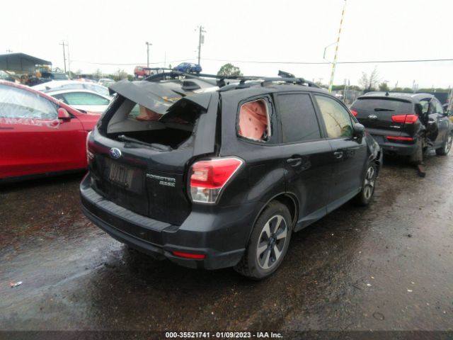 JF2SJAEC8HH477871 Subaru Forester Premium
