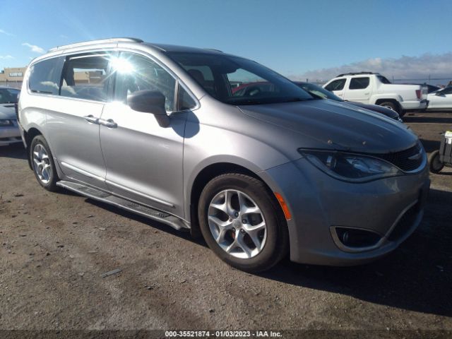 2017 2C4RC1BG6HR519196 main image
