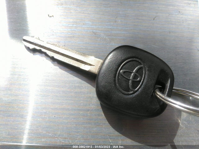 2015 Toyota Corolla, VIN: 5YFBURHE5FP292325
