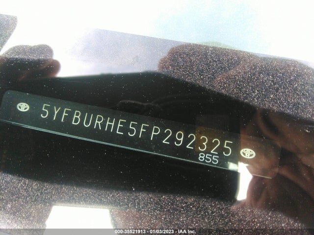 2015 Toyota Corolla, VIN: 5YFBURHE5FP292325