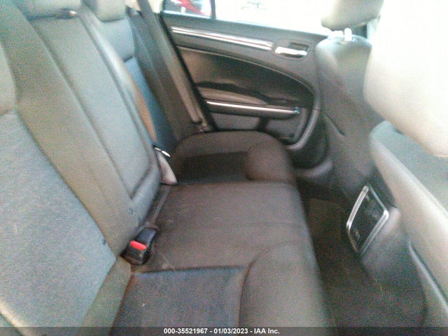 2020 Chrysler 300, VIN: 2C3CCAAGXLH128210