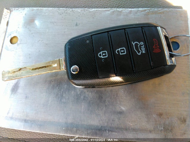 KIA Sedona L 2019 KNDMA5C17K6568407 Image 3