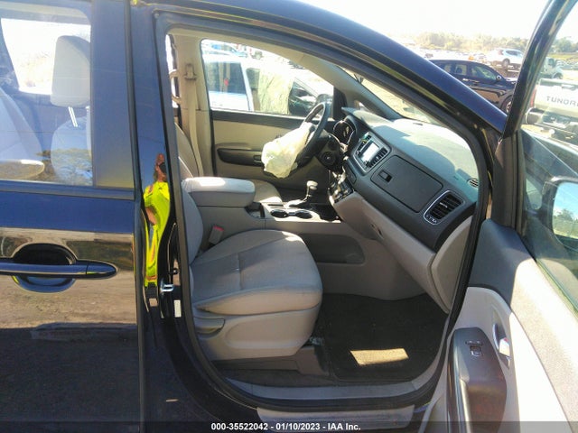 KIA Sedona L 2019 KNDMA5C17K6568407 Image 6
