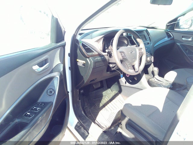 2017 Hyundai Santa Fe, VIN: 5NMZT3LB6HH035408