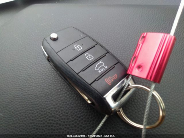 KNDJP3A56F7800832 KIA SOUL +