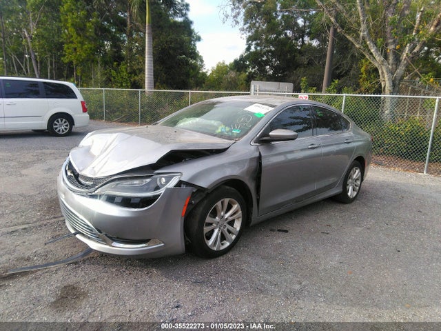 Chrysler 200 Limited 2015 1C3CCCAB0FN753369 Image 2