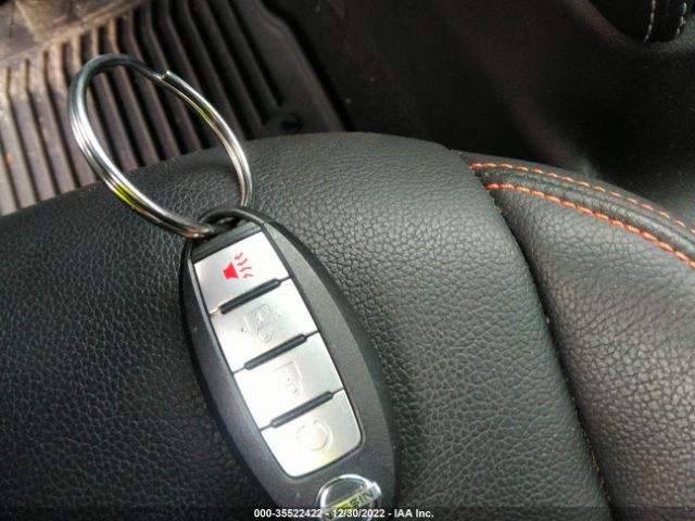 3N1CP5CU2KL481043 Nissan KICKS SR