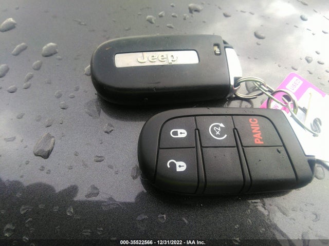 Jeep Grand Cherokee Laredo E 2019 1C4RJFAGXKC566493 Image 3