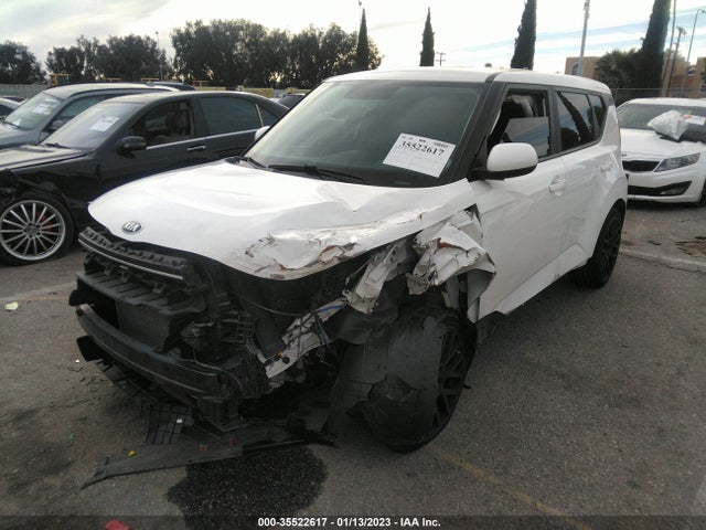 KIA SOUL LX 2020 KNDJ23AU4L7702979 Image 2