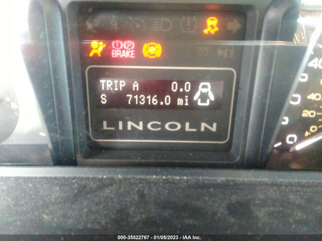 Lincoln Navigator 2011 5LMJJ2H50BEJ07416 Image 8