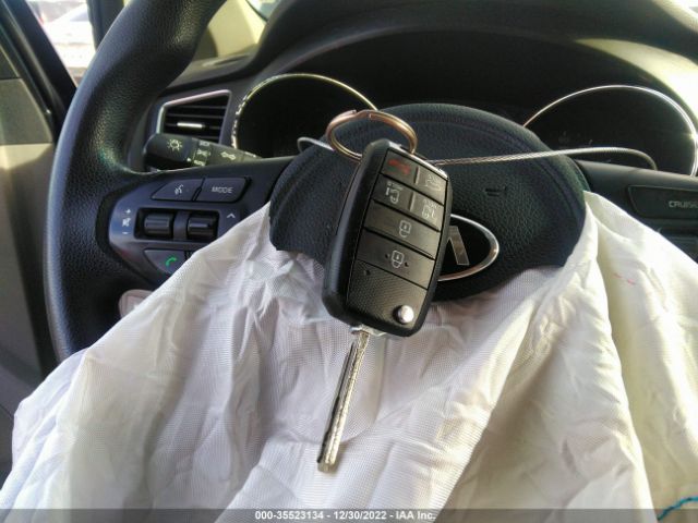 KNDMB5C1XG6144255 KIA SEDONA LX