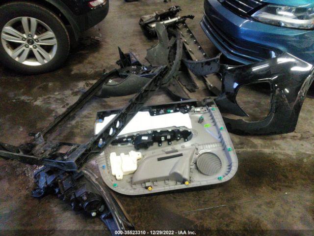 KNDPMCAC1H7219212 KIA Sportage Lx
