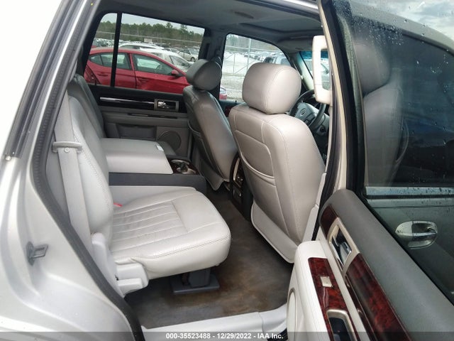 Lincoln Navigator 2004 5LMFU28R04LJ22786 Image 8