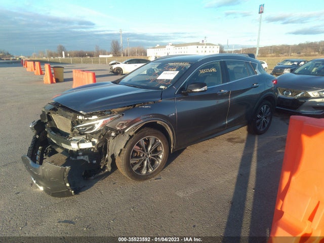 2017 Infiniti QX30, VIN: SJKCH5CR6HA017563