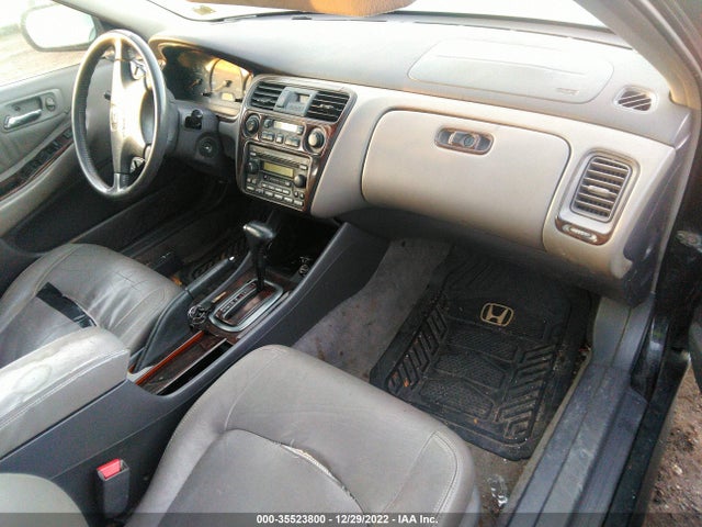 2001 HONDA ACCORD SDN EX W/LEATHER VIN: 1HGCG16571A050182