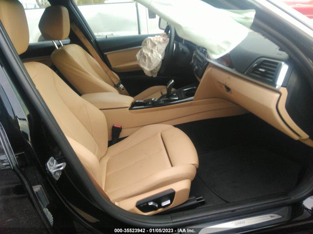 2017 BMW 3 Series, VIN: WBA8B9G53HNU09303