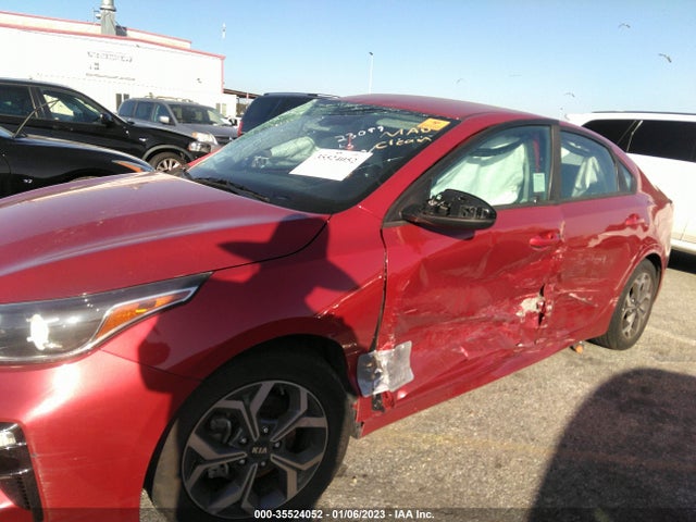 2019 KIA FORTE LXS VIN: 3KPF24AD6KE115175