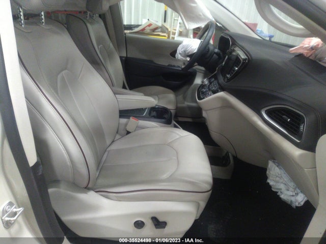 2017 Chrysler Pacifica, VIN: 2C4RC1GG1HR676885