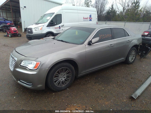 Chrysler 300 2014 2C3CCAAG9EH235798 Image 2