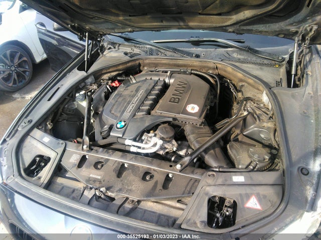 BMW 5 Series 535i 2013 WBAFR7C51DC826292 Image 12