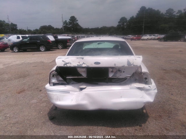 2008 FORD POLICE INTERCEPTOR VIN: 2FAFP71V98X157117