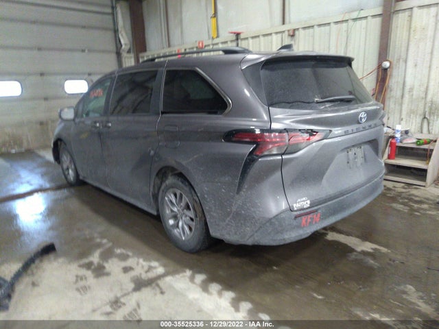 Toyota SIENNA LE 2022 5TDKSKFC3NS043123 Image 3