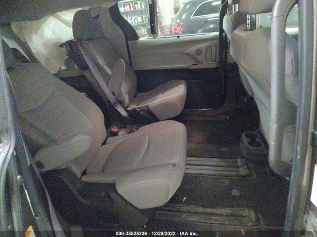 Toyota SIENNA LE 2022 5TDKSKFC3NS043123 Image 8
