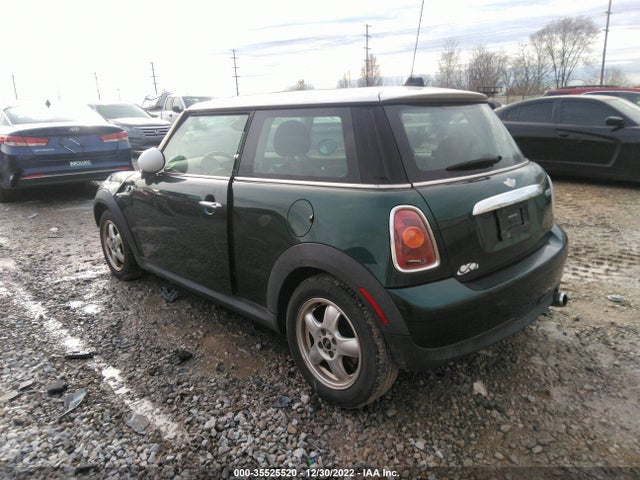 2007 MINI COOPER HARDTOP VIN: WMWMF33547TL78739