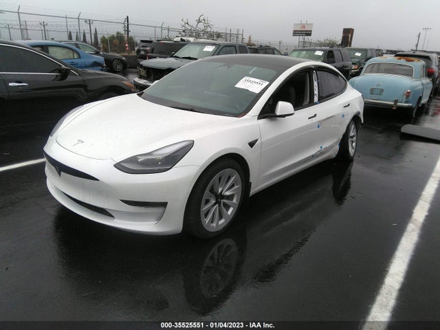 Tesla MODEL 3 2022 5YJ3E1EA6NF295748 Image 2