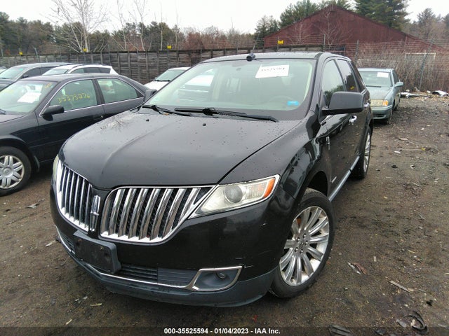 Lincoln MKX 2011 2LMDJ8JK4BBJ02173 Image 2