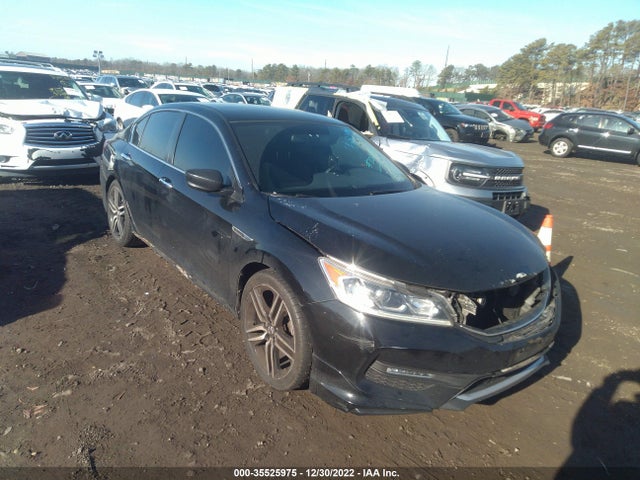 2016 1HGCR2F39GA231372 main image