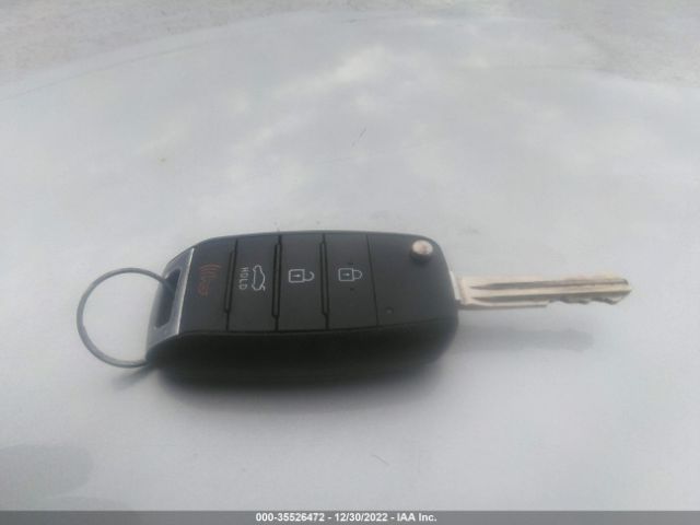 3KPFK4A78JE183356 KIA FORTE LX