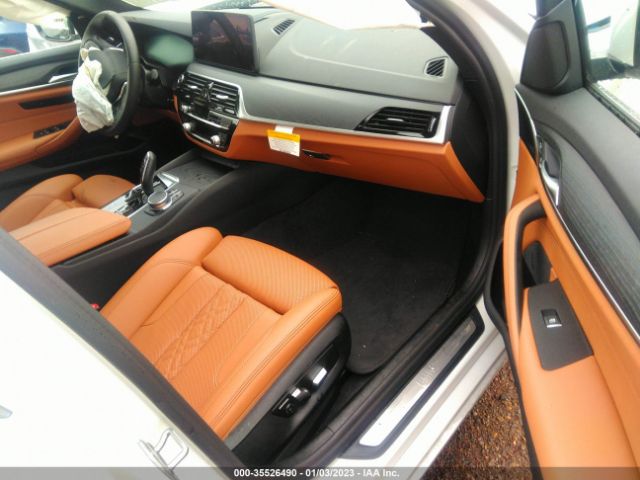 WBA53BH05NCJ64781 BMW 5 Series 530i