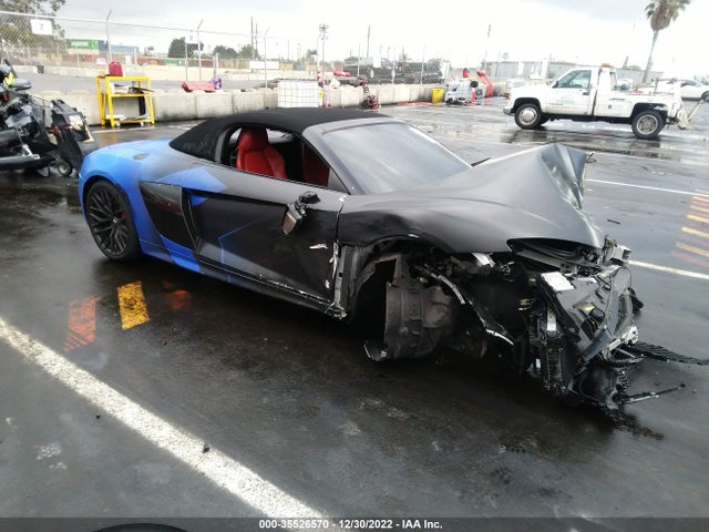 Audi R8 Spyder V10 2017 WUAVACFX7H7903311 Image 1