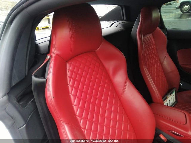 Audi R8 Spyder V10 2017 WUAVACFX7H7903311 Image 9