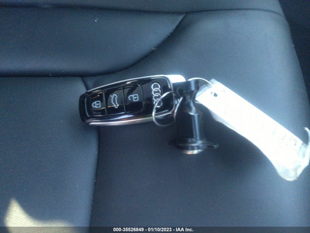 WA1AVAF1XKD021309 Audi Q8 PREMIUM