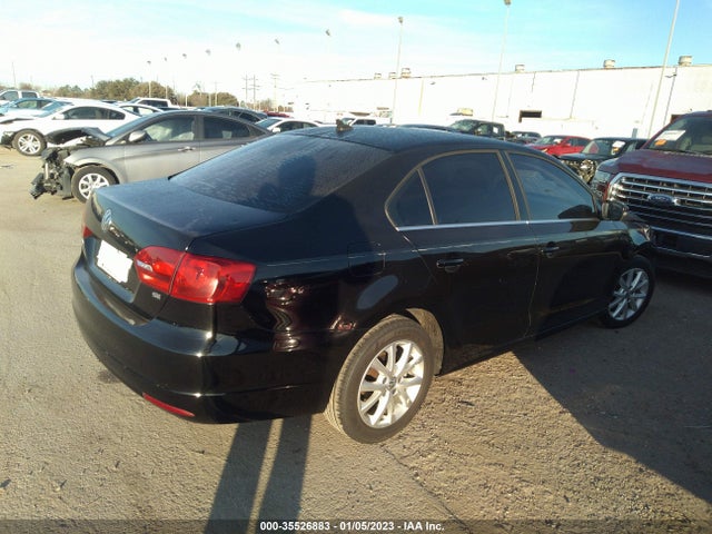 3VWD07AJXEM382508 Volkswagen Jetta Sedan Se W/connectivity