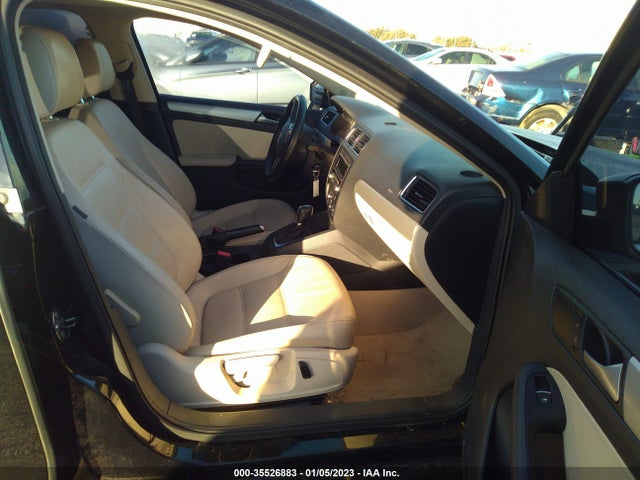 3VWD07AJXEM382508 Volkswagen Jetta Sedan Se W/connectivity