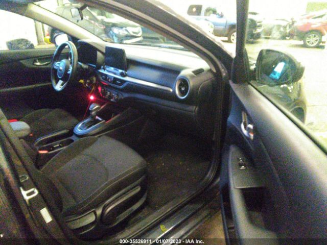 3KPF24AD2ME392196 KIA Forte Lxs