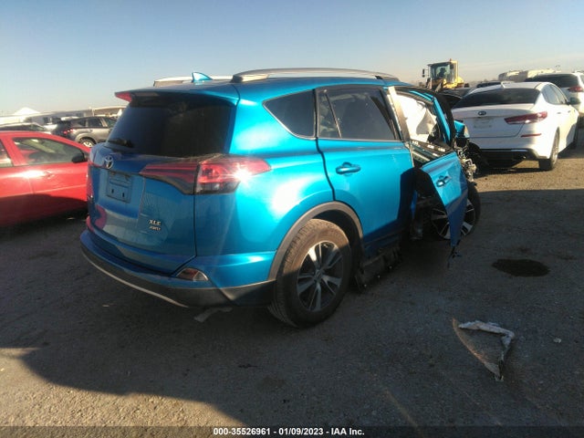 2018 Toyota RAV4, VIN: 2T3RFREV3JW788087