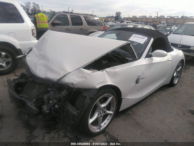 BMW Z4 2006 4USBU535X6LX01552 Image 2