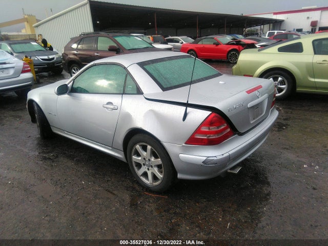 2001 MERCEDES-BENZ SLK-CLASS KOMPRESSOR VIN: WDBKK49F71F227653