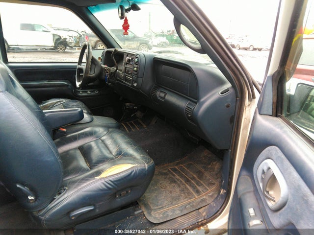 1997 GMC SIERRA 1500 VIN: 2GTEK19R4V1555097