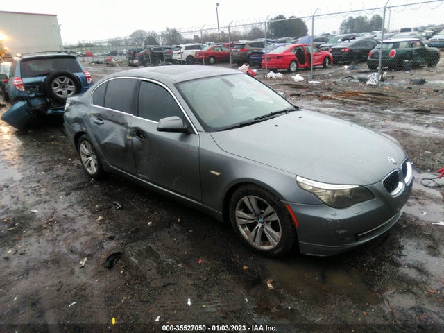 2010 WBANU5C50AC365175 main image
