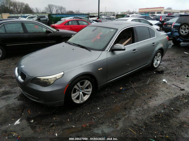 BMW 5 Series 528i 2010 WBANU5C50AC365175 Image 2