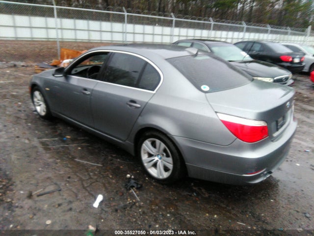 BMW 5 Series 528i 2010 WBANU5C50AC365175 Image 3