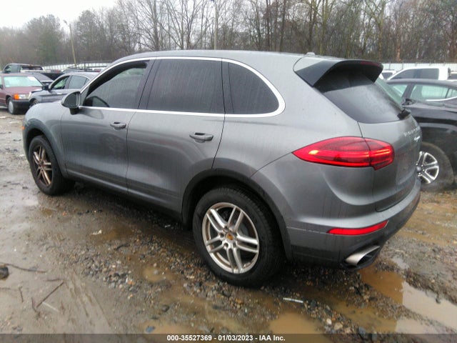 2016 Porsche Cayenne, VIN: WP1AA2A23GKA11472